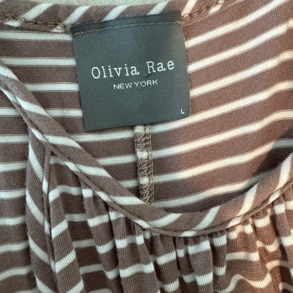 Olivia Rae High Neck Maxi Dress - Picture 4 of 7